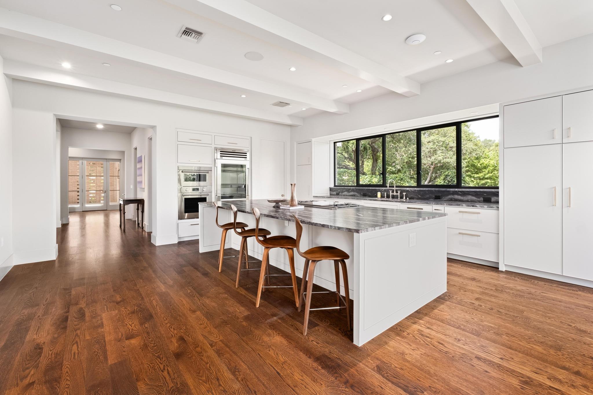 4500 River Wood CT