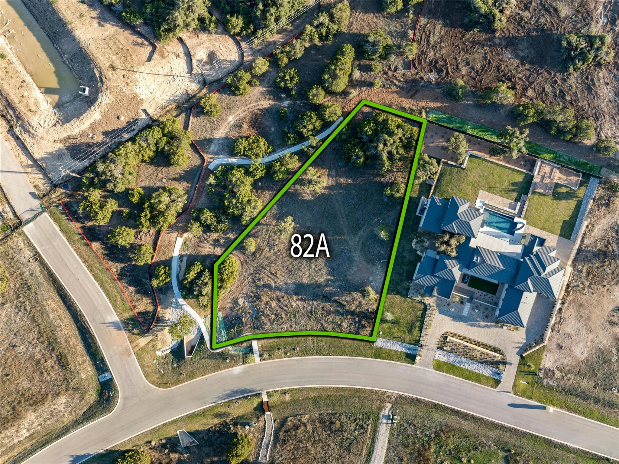 5905 Madrone Tree LN