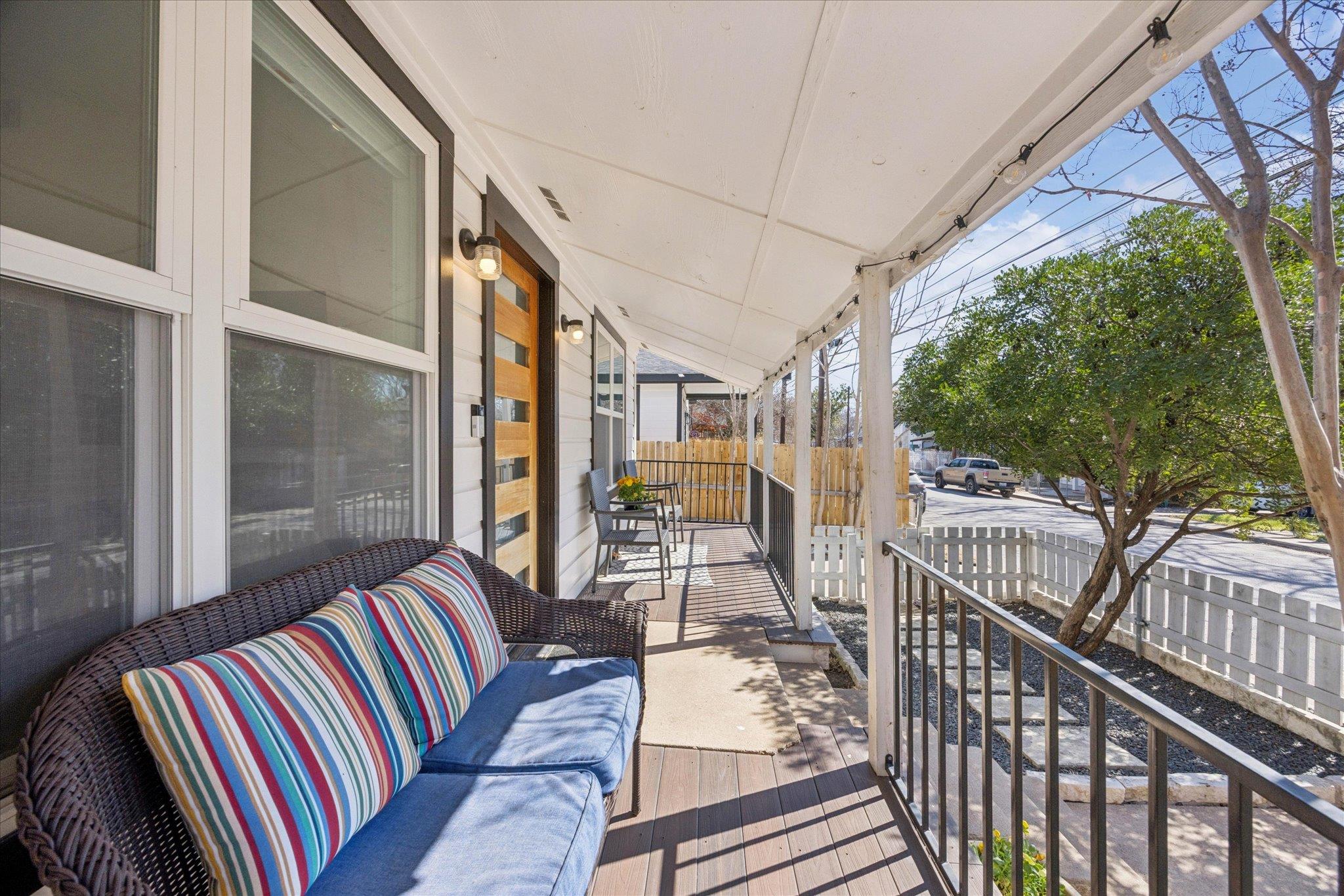 2306 Santa Maria ST