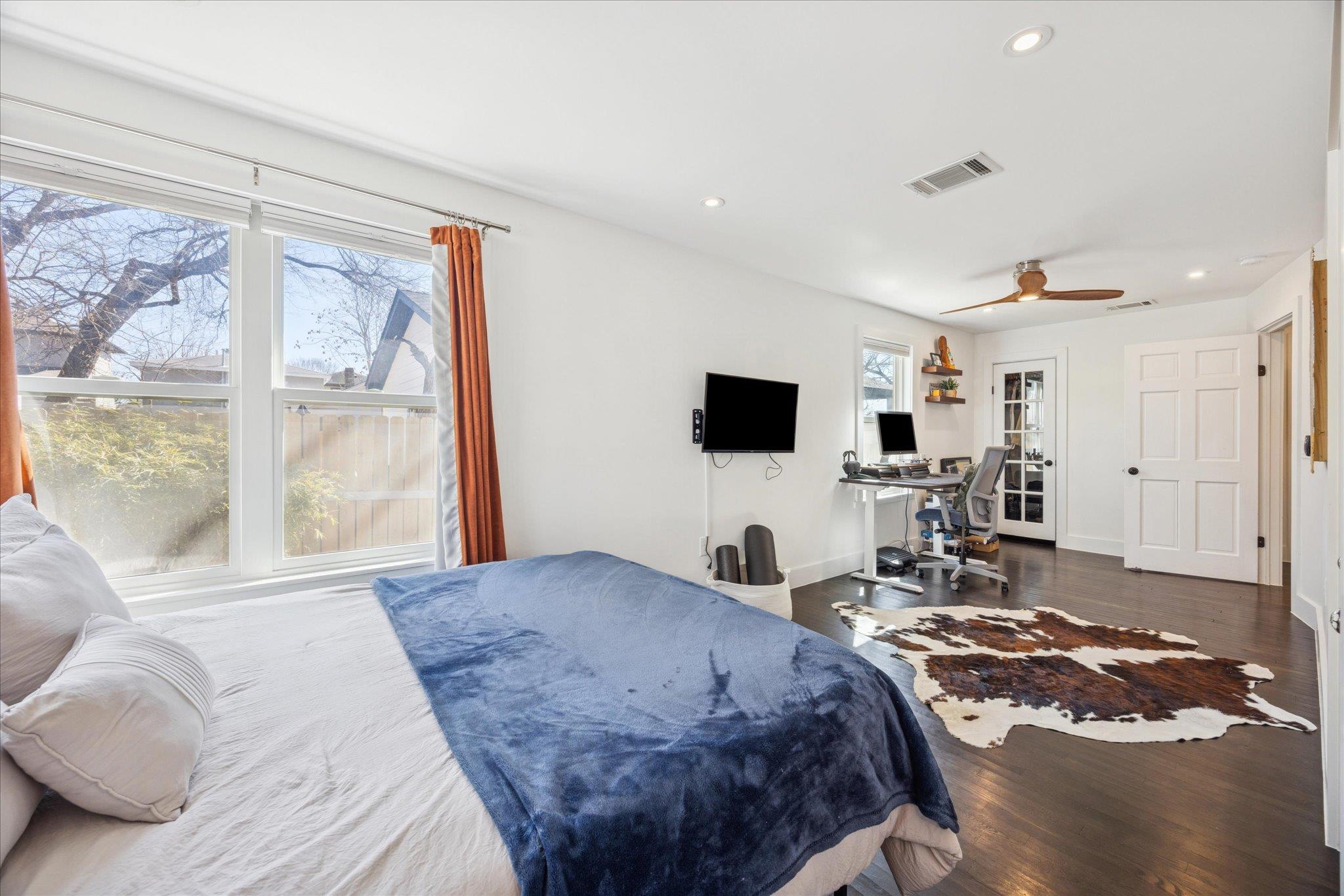 2306 Santa Maria ST