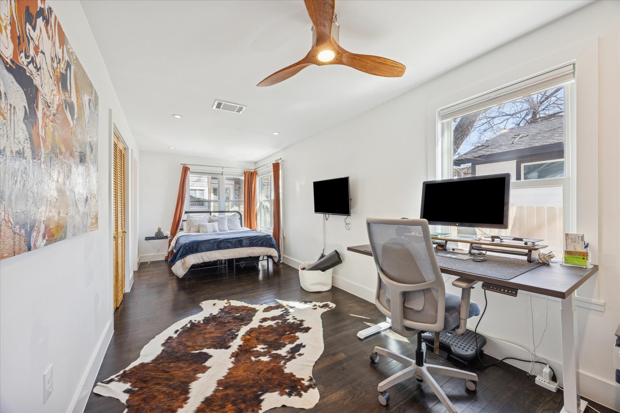 2306 Santa Maria ST