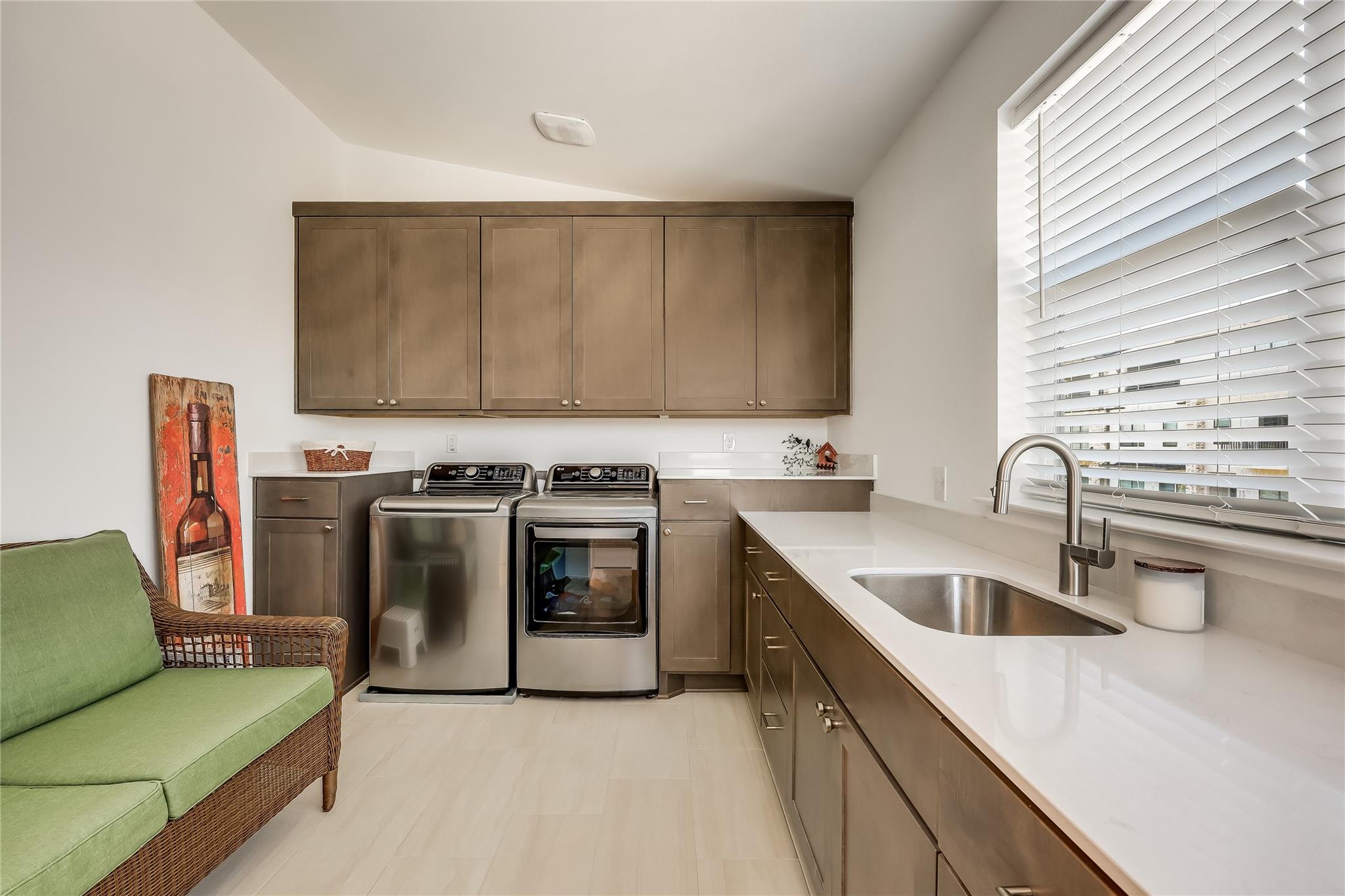 4011 Independent WAY