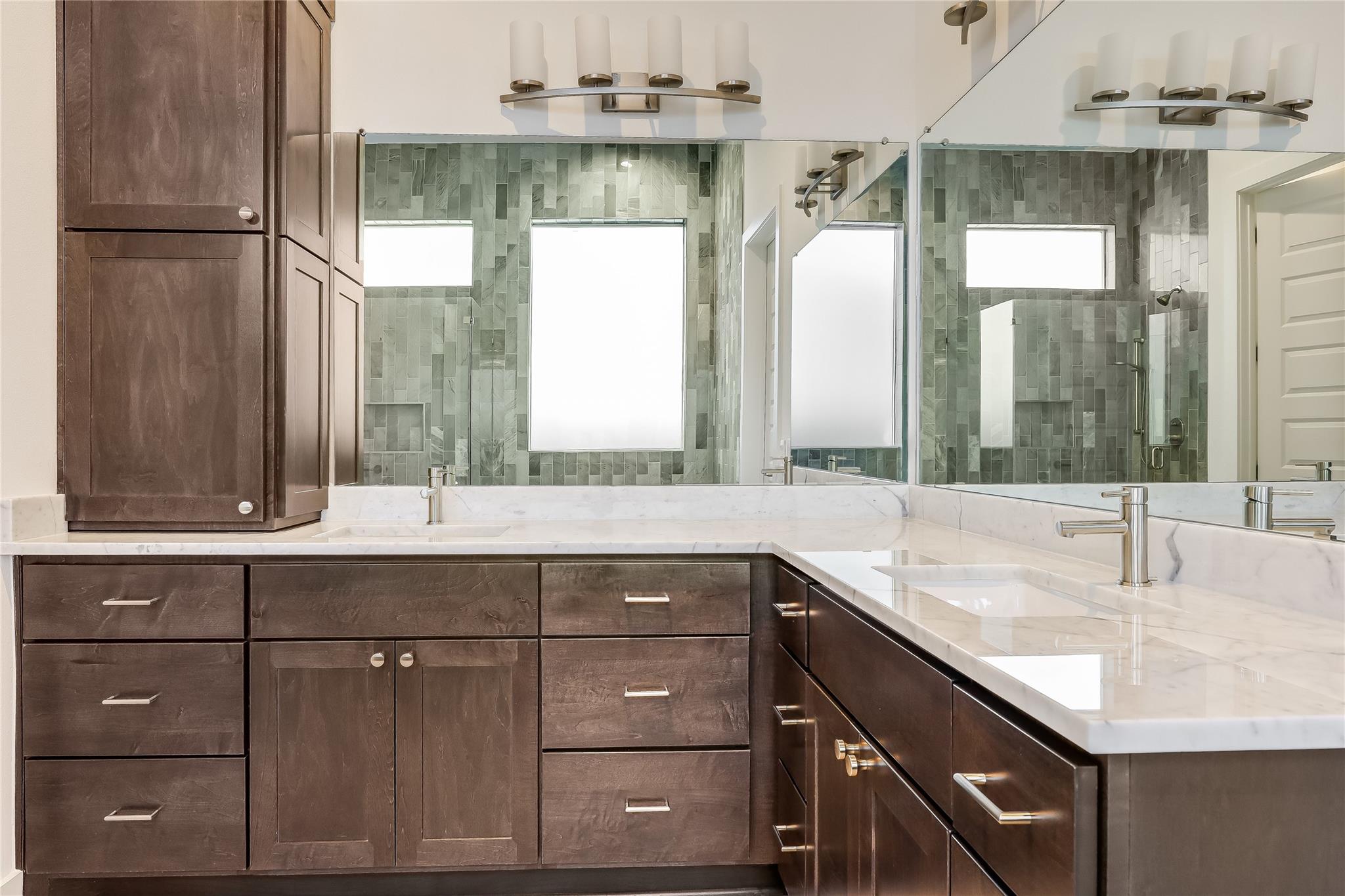 4011 Independent WAY