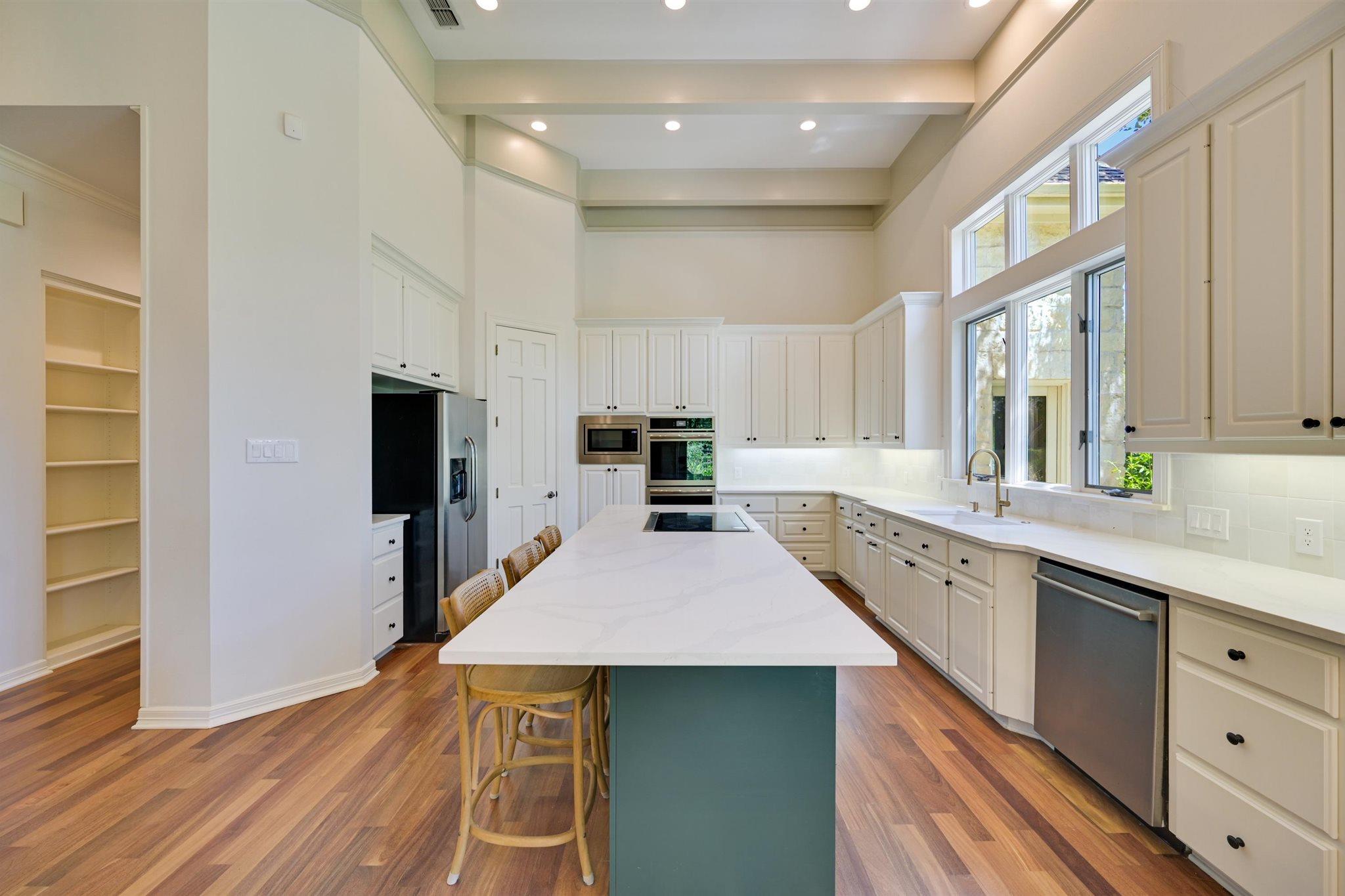 1104 Blackacre TRL