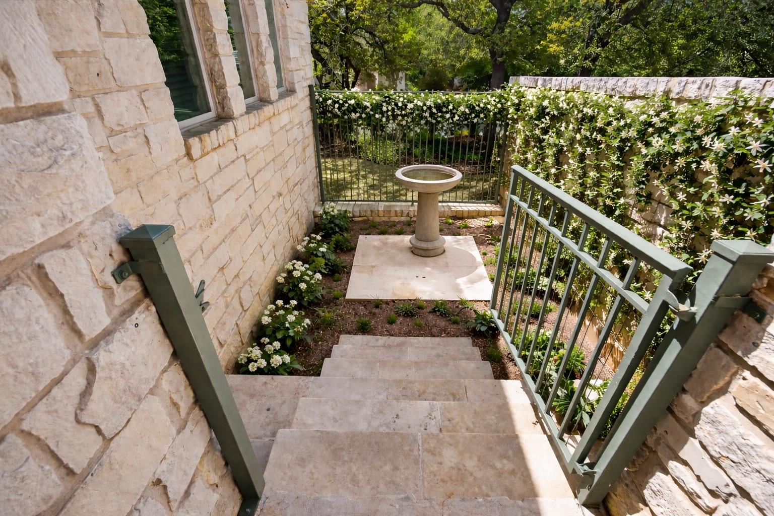 2305 BARTON CREEK BLVD # 39