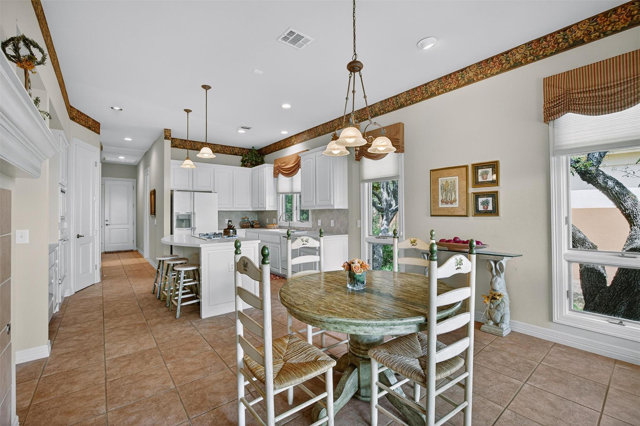 2305 BARTON CREEK BLVD # 39