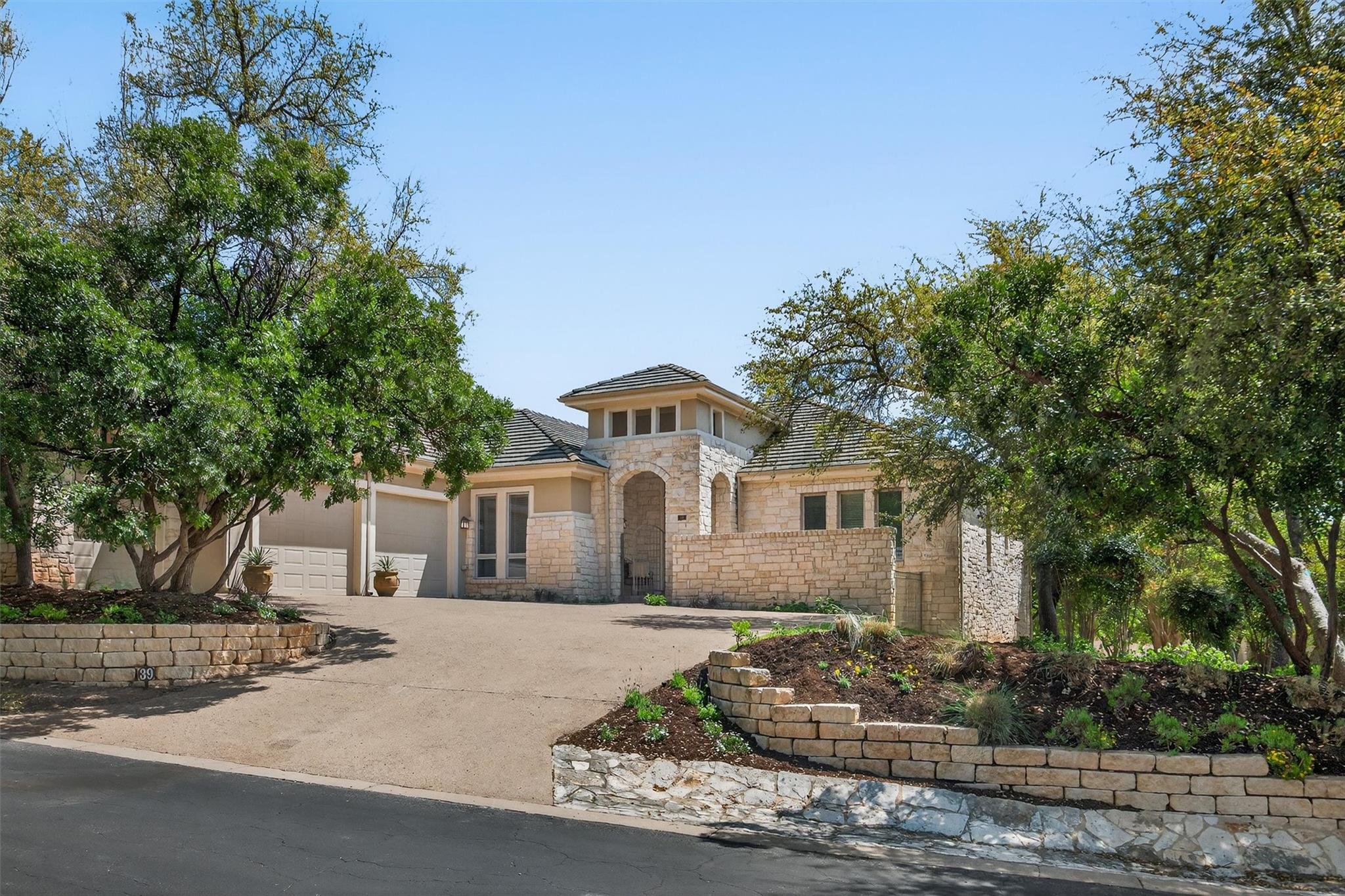 2305 BARTON CREEK BLVD # 39