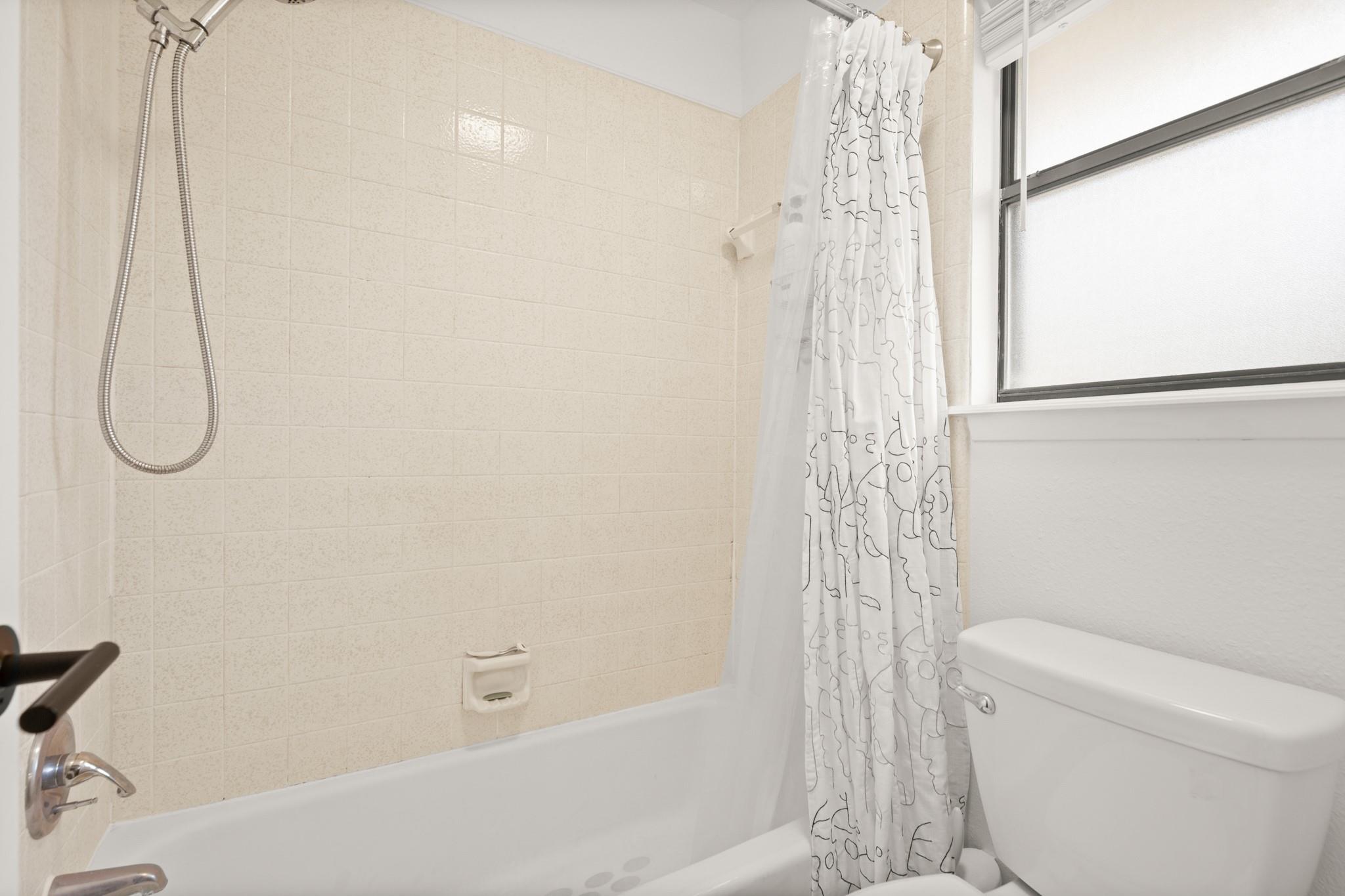 12101 Carmel Park LN