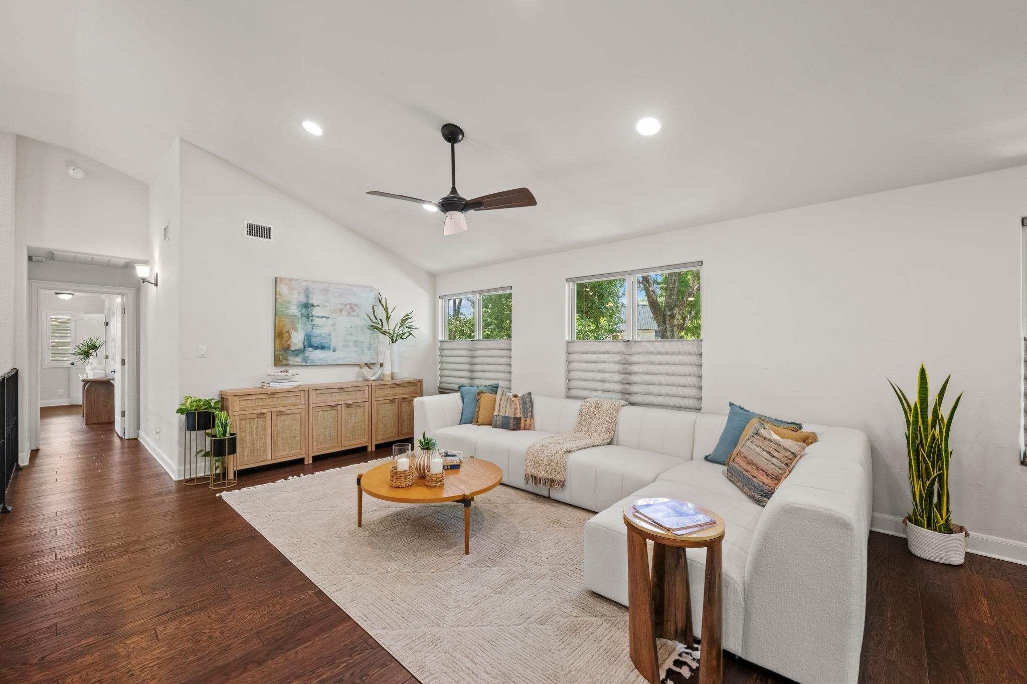 2307 Alta Vista Ave