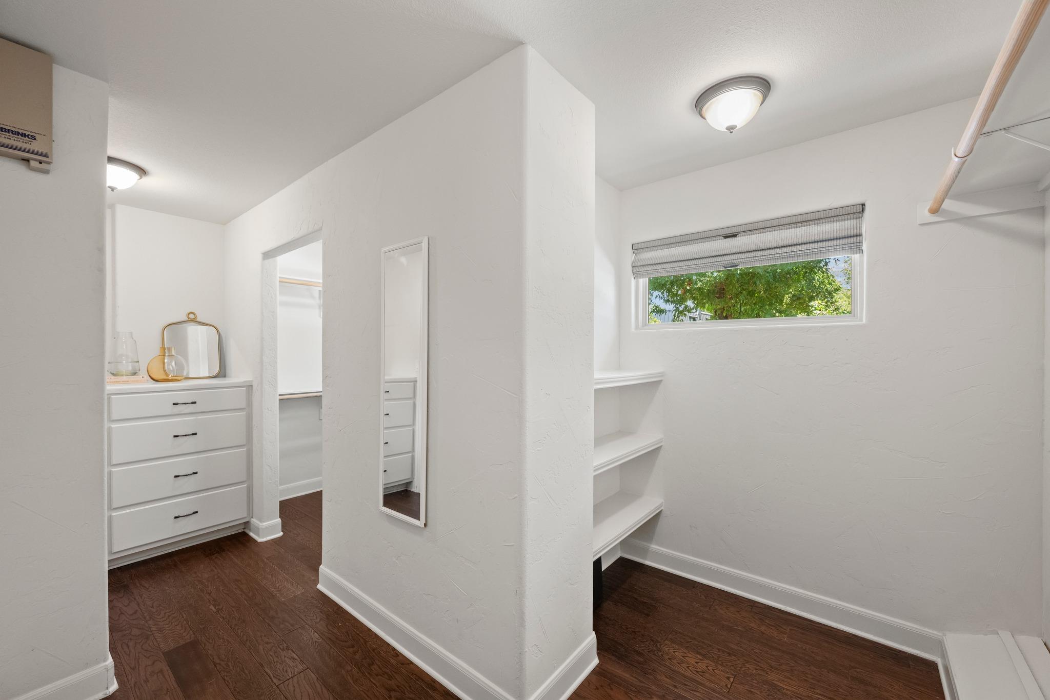 2307 Alta Vista Ave