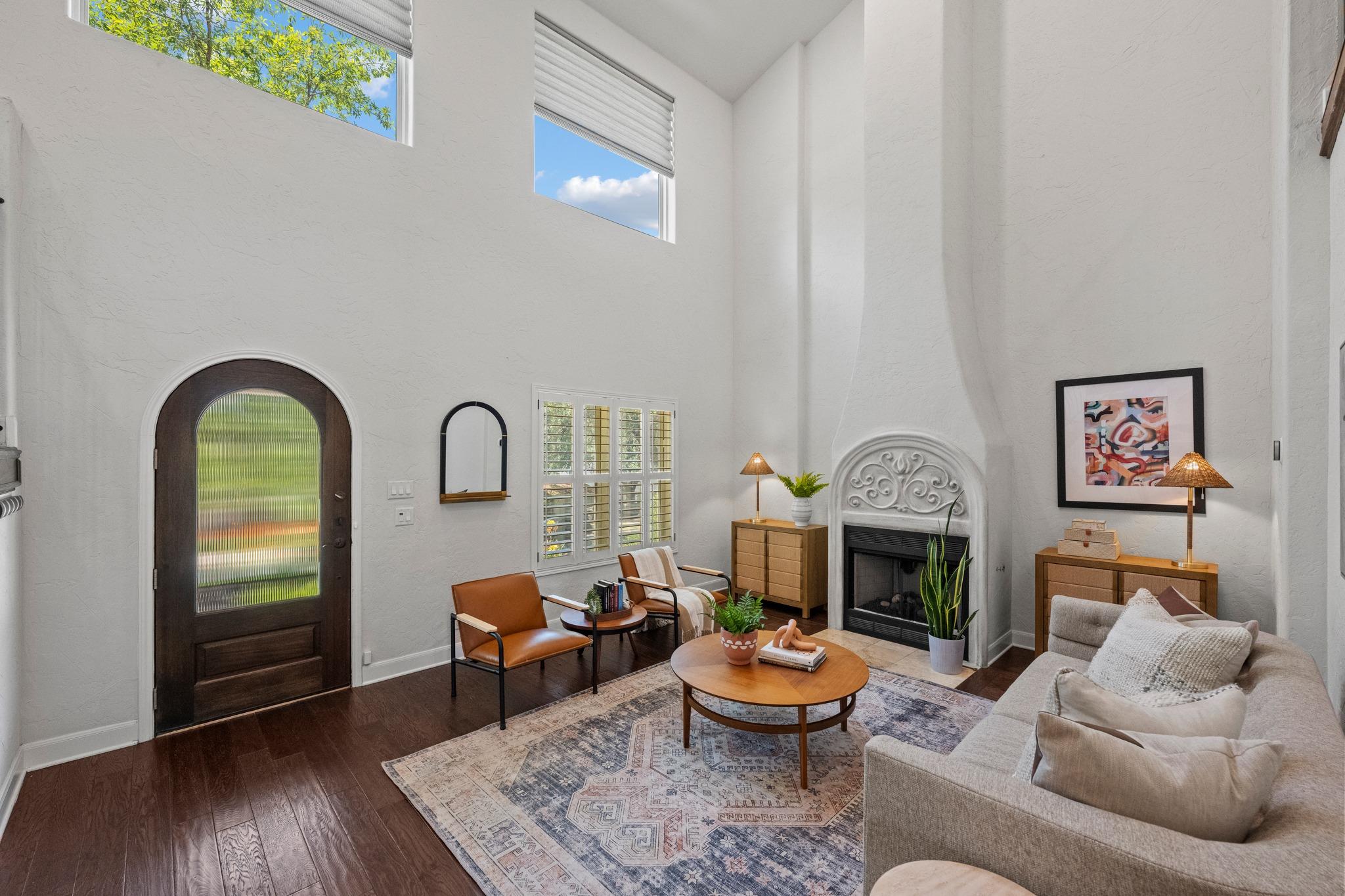 2307 Alta Vista Ave