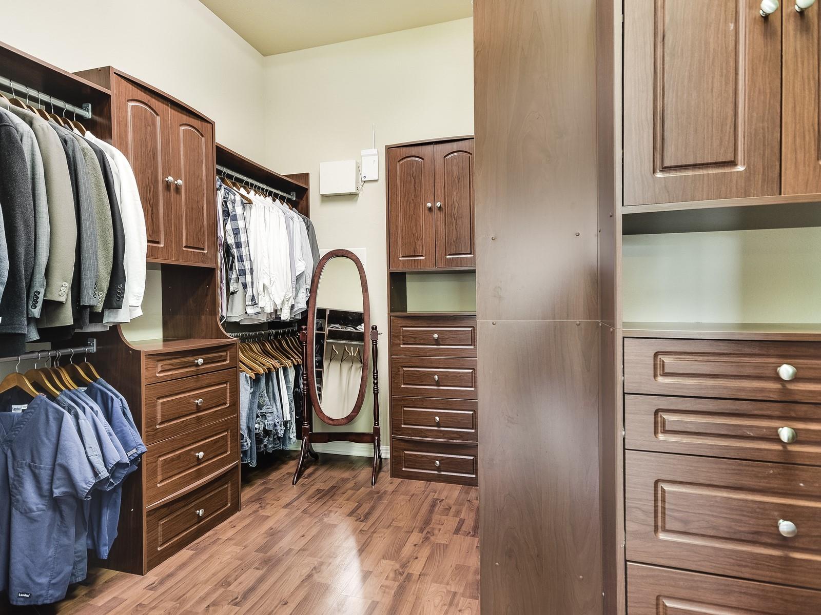 13301 Country Trails LN