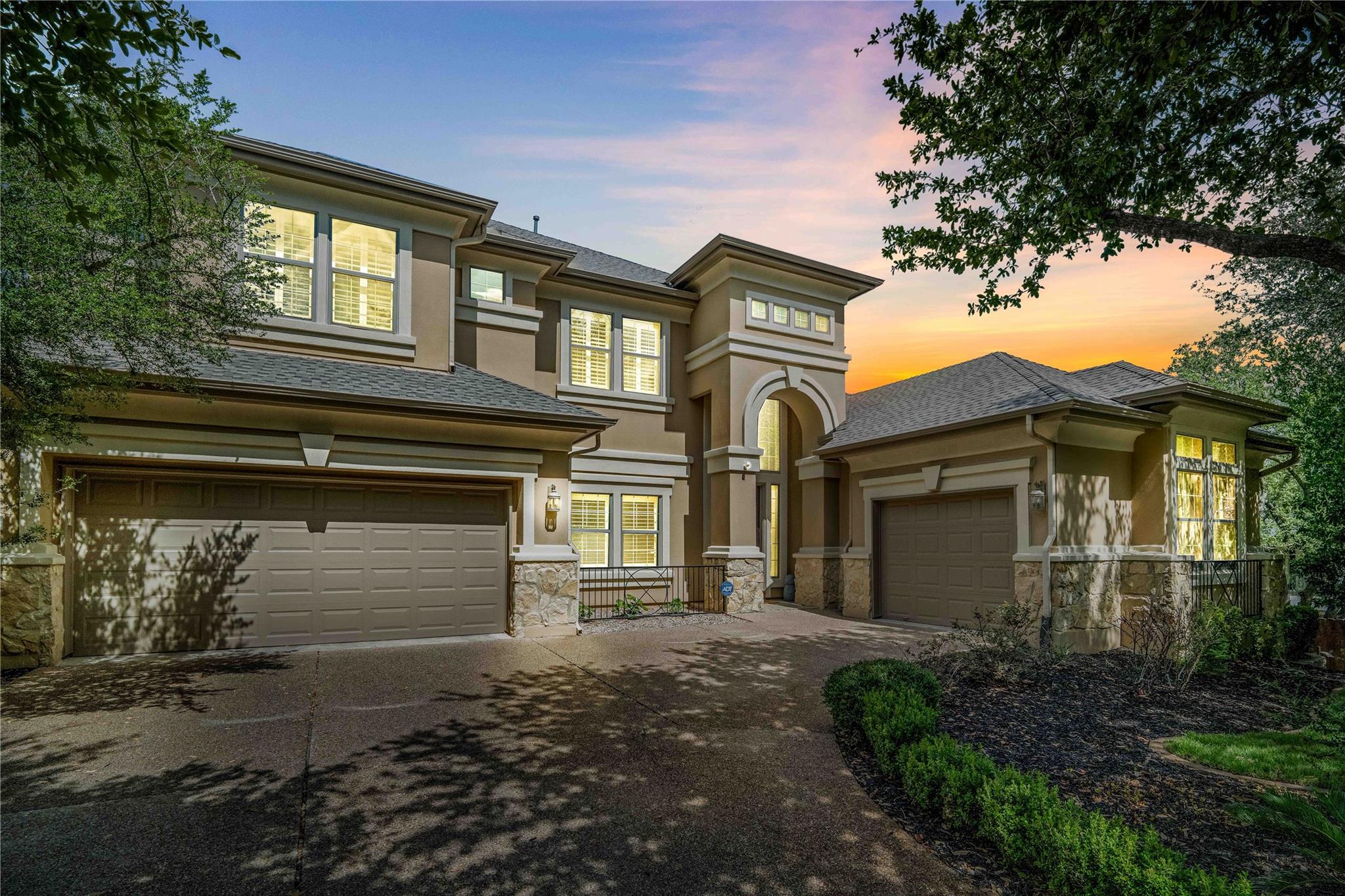 13301 Country Trails LN