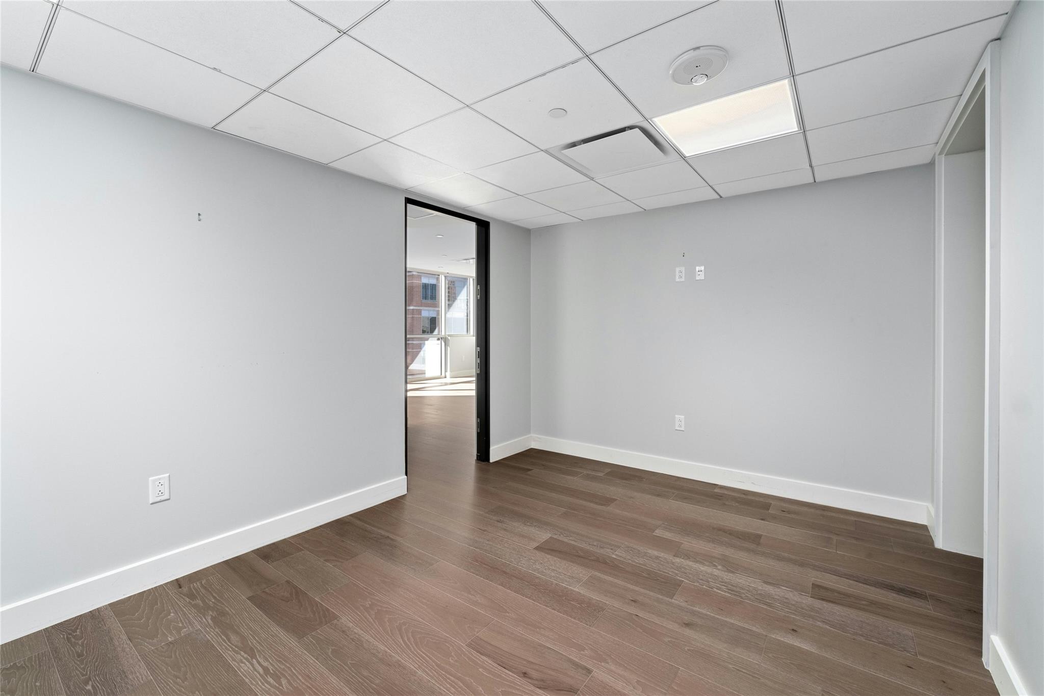 200 Congress Ave # 903