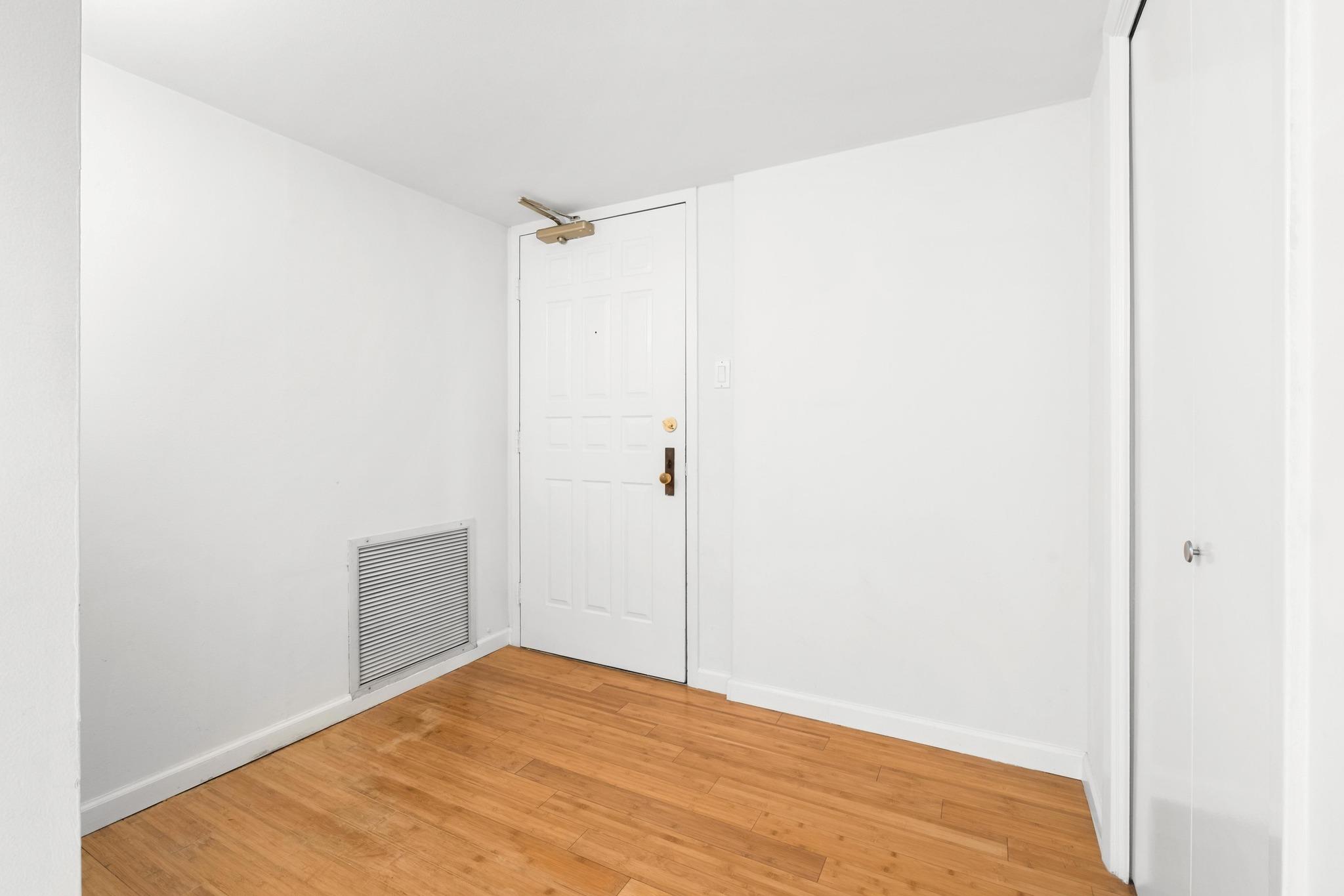 40 N Interstate 35 Unit: 3D3