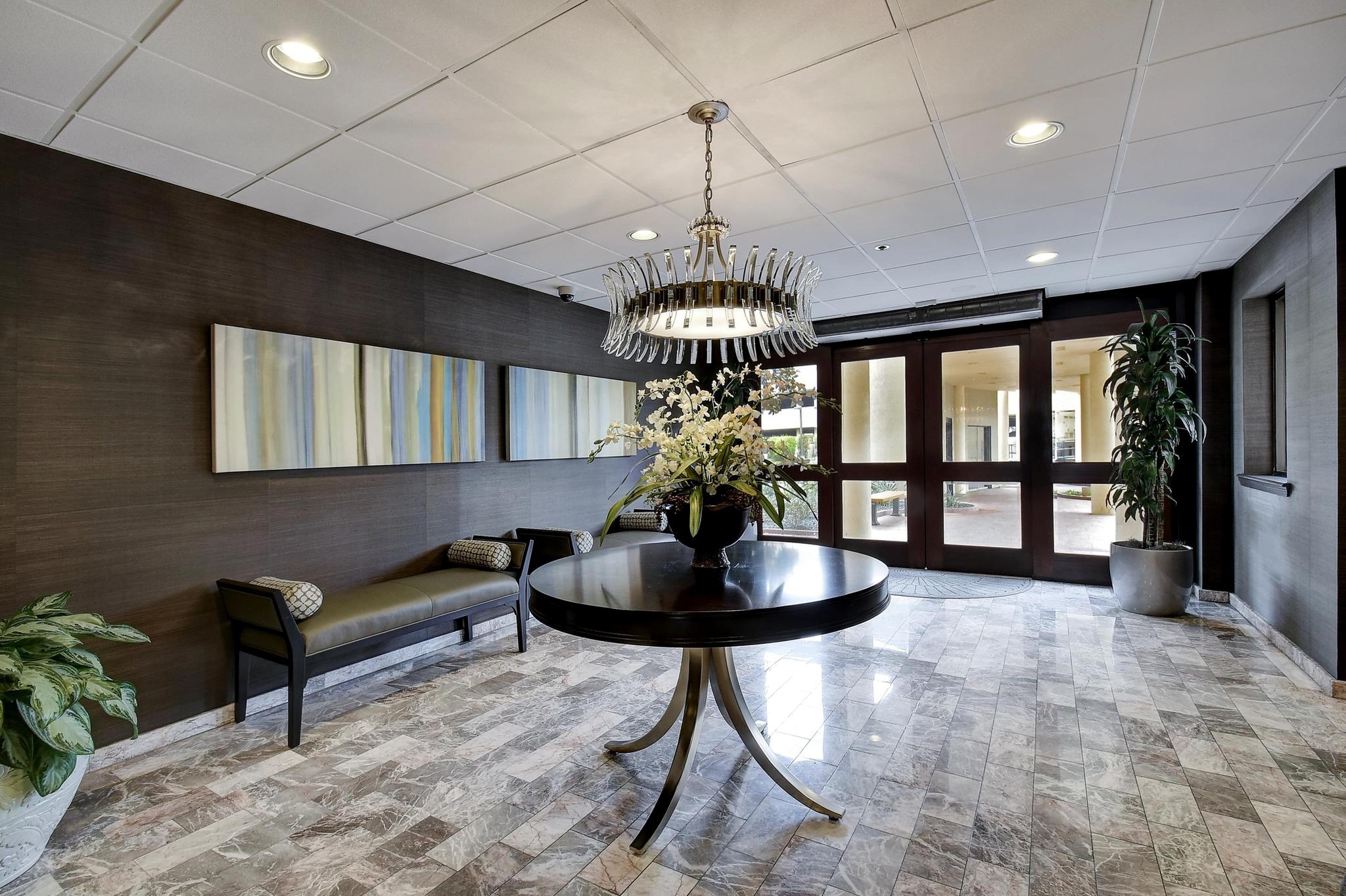 40 N Interstate 35 Unit: 3D3