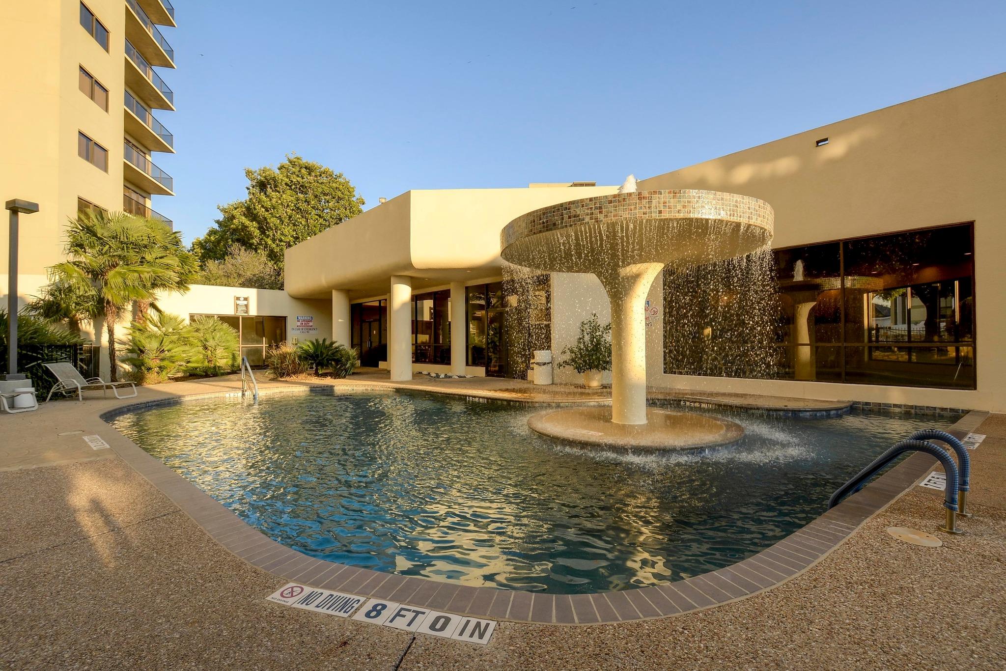 40 N Interstate 35 Unit: 3D3