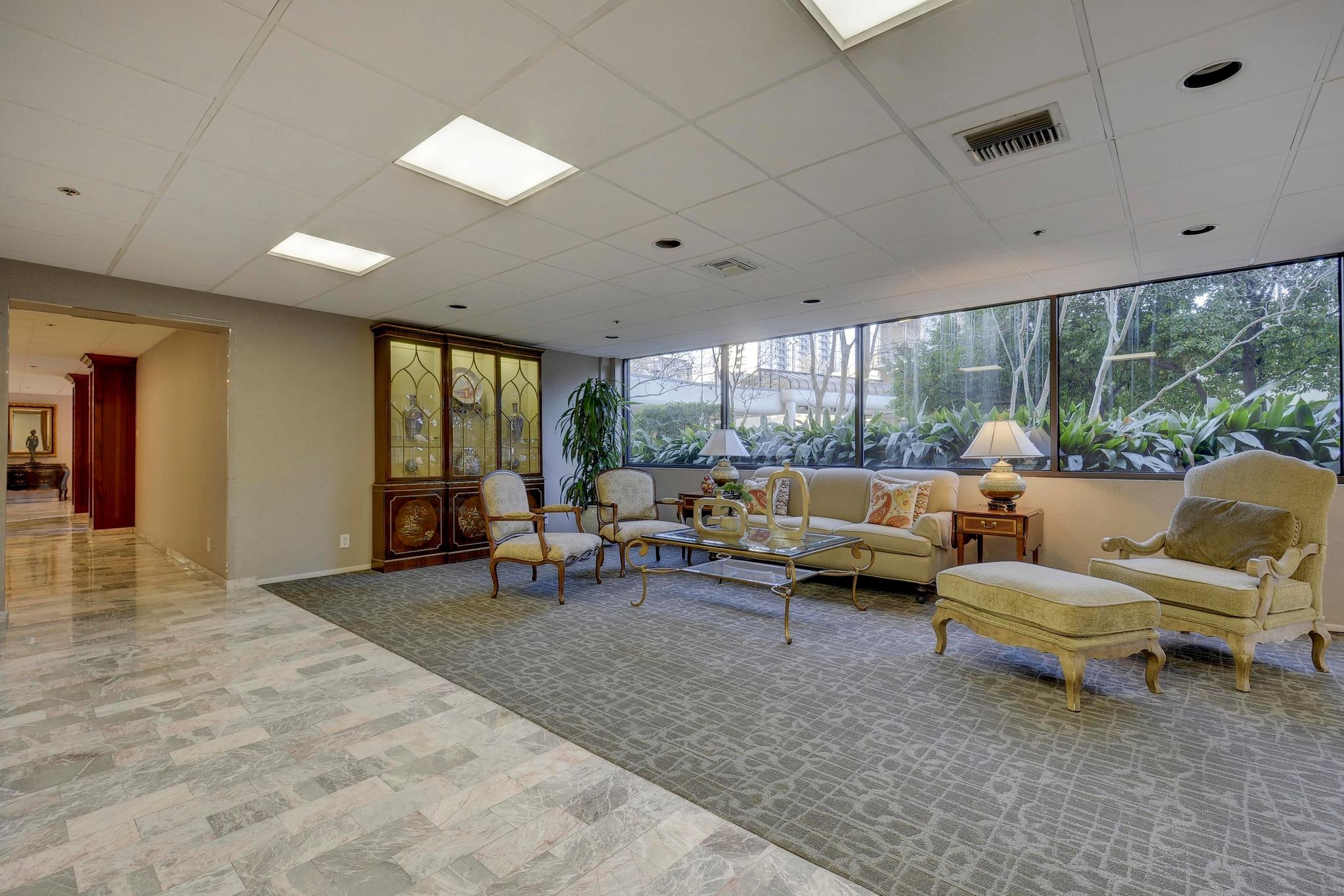 40 N Interstate 35 Unit: 3D3