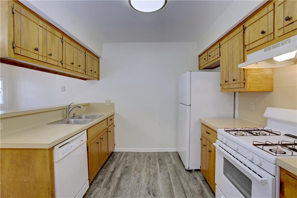 1409 Waterloo TRL # B