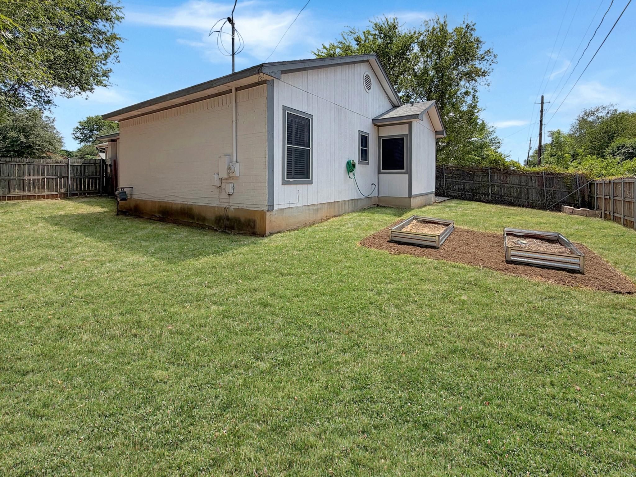 4419 QUICKSILVER BLVD