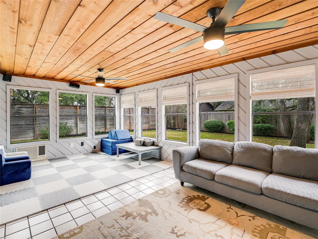 11725 Santa Cruz DR