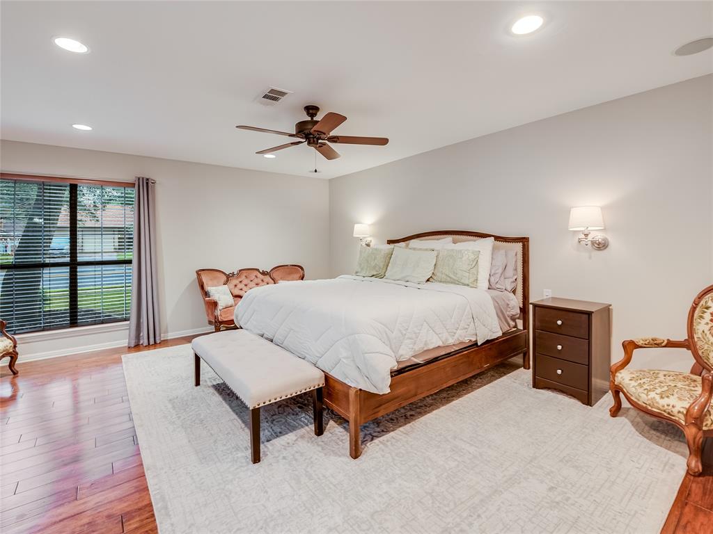 11725 Santa Cruz DR