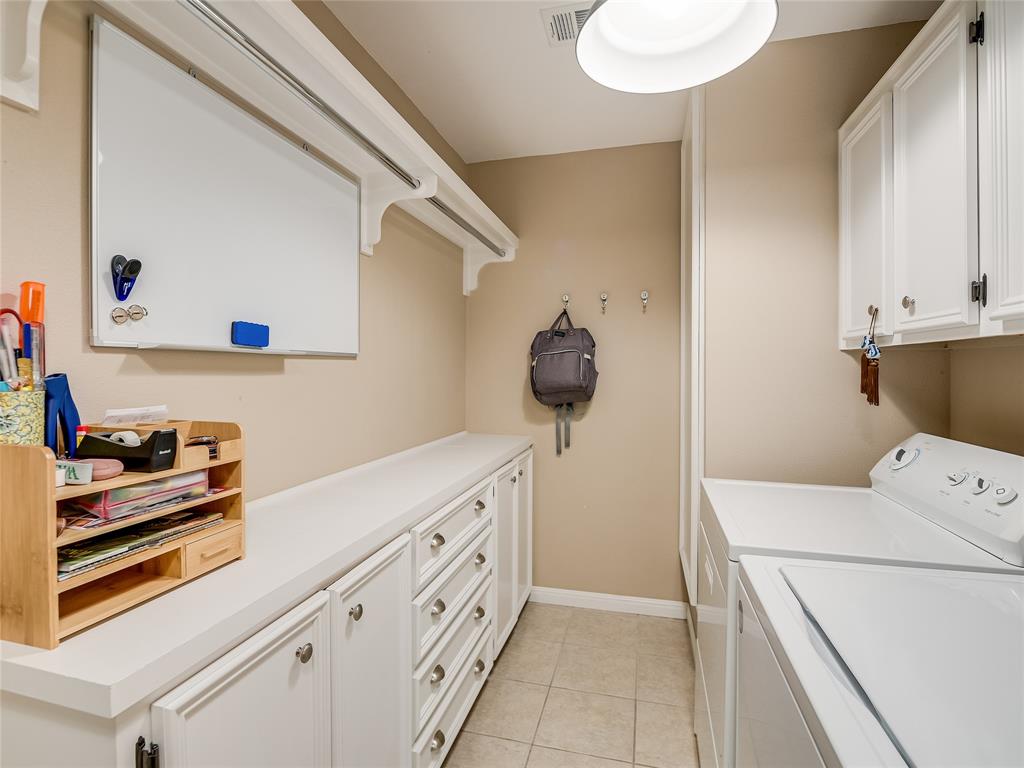 11725 Santa Cruz DR
