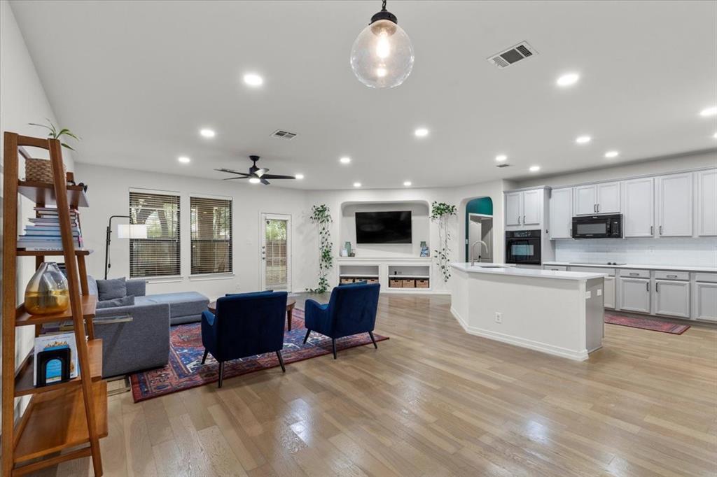 404 Chinese Elm CT S