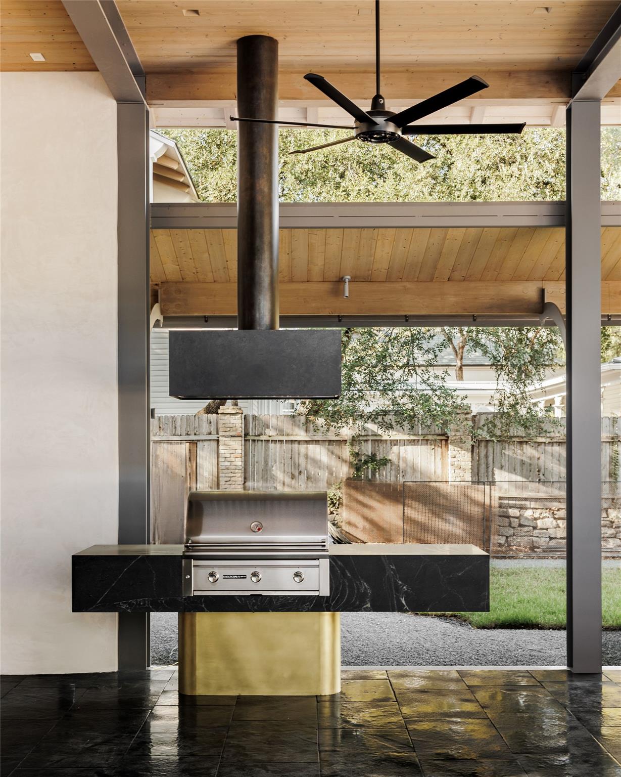 2600 Tanglewood TRL