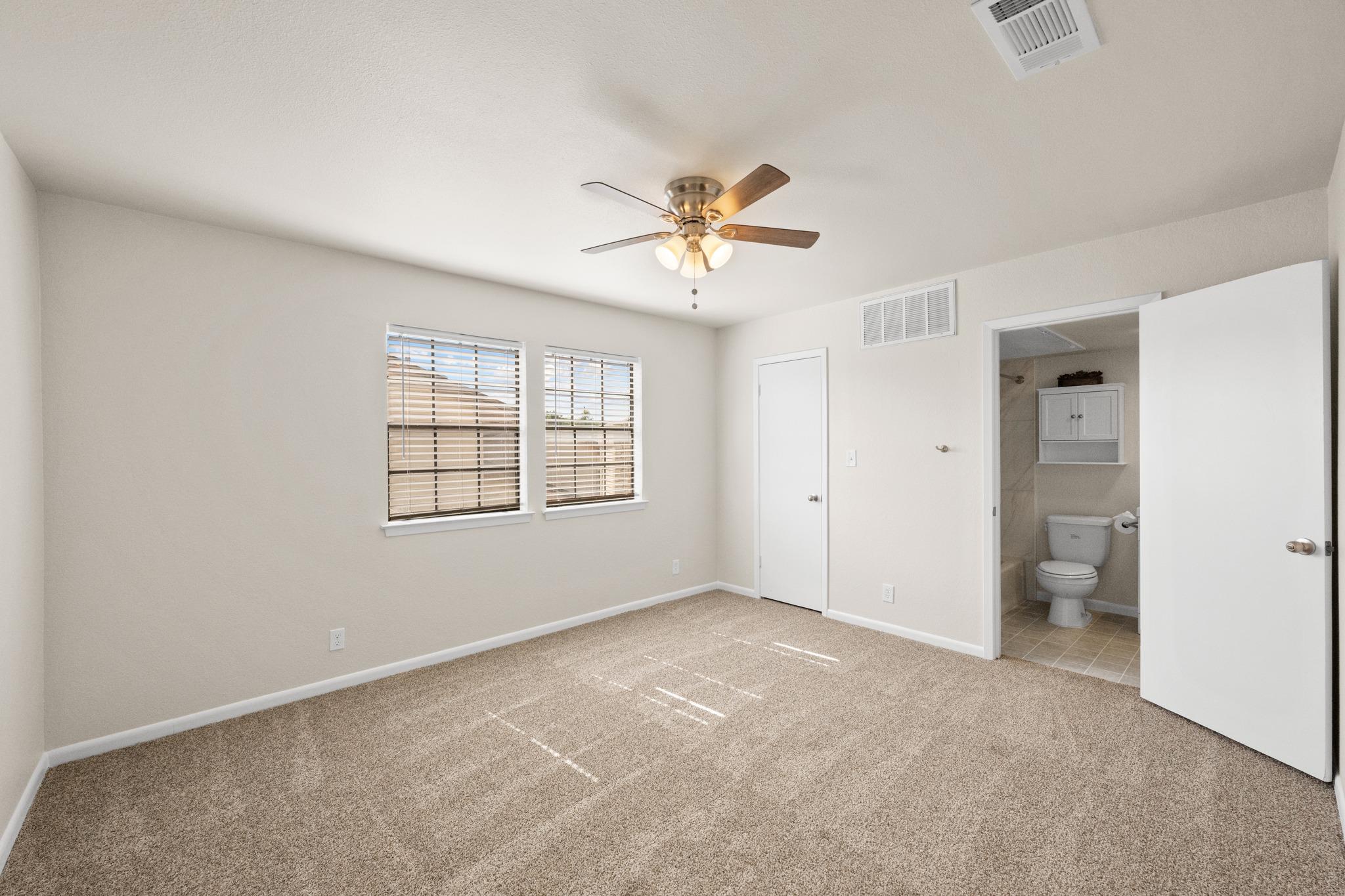 2201 Lakeway BLVD Unit: 39