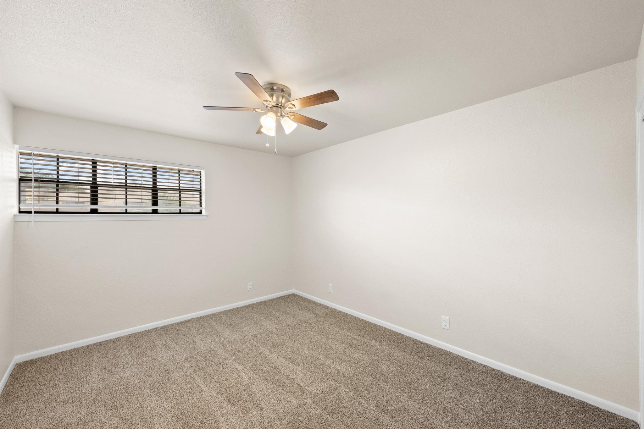 2201 Lakeway BLVD Unit: 39