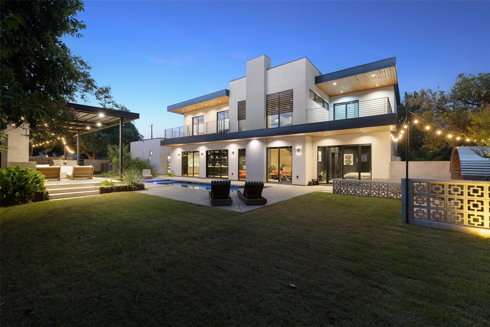 204 Westbrook DR
