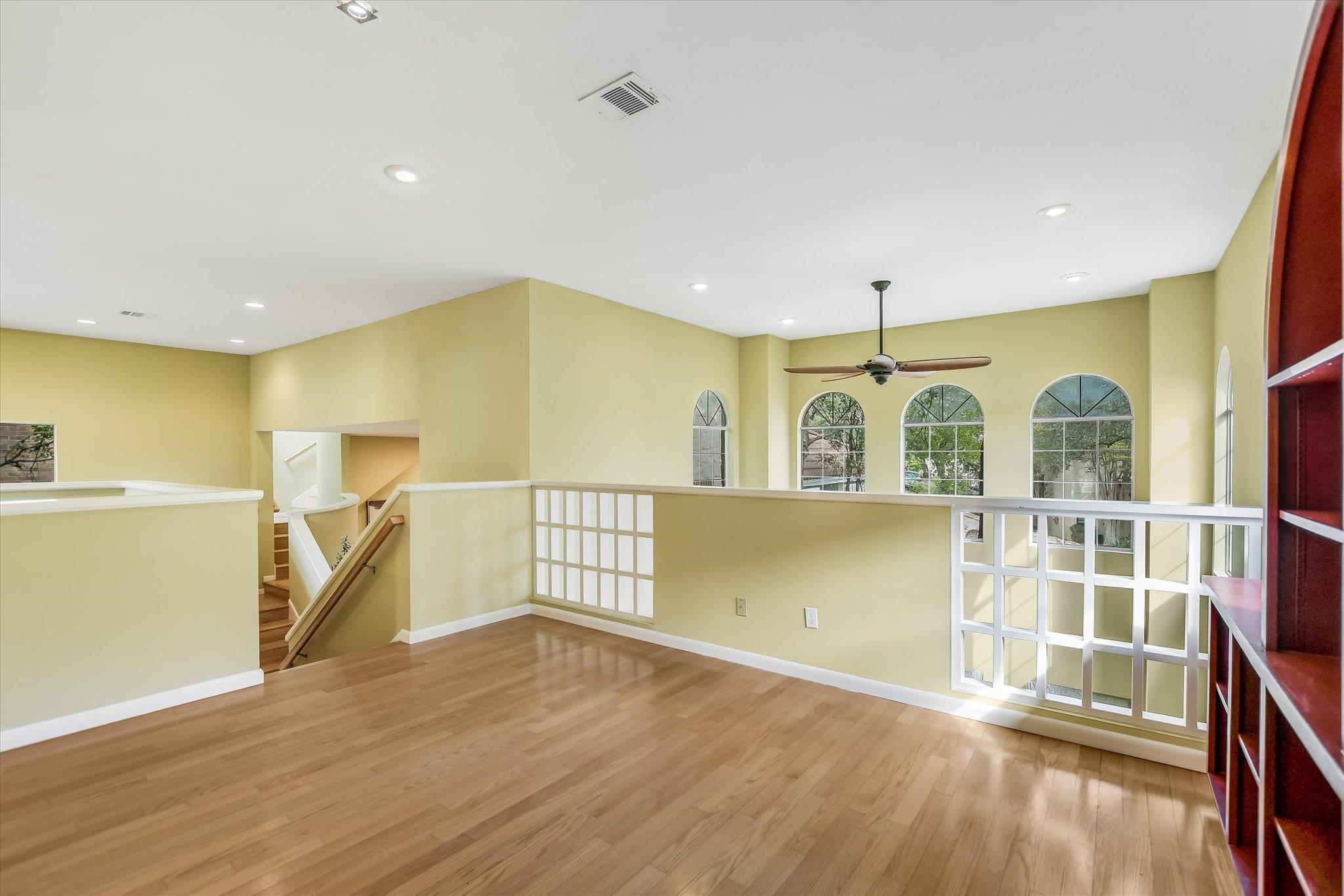 4507 Autumnleaf HOLW