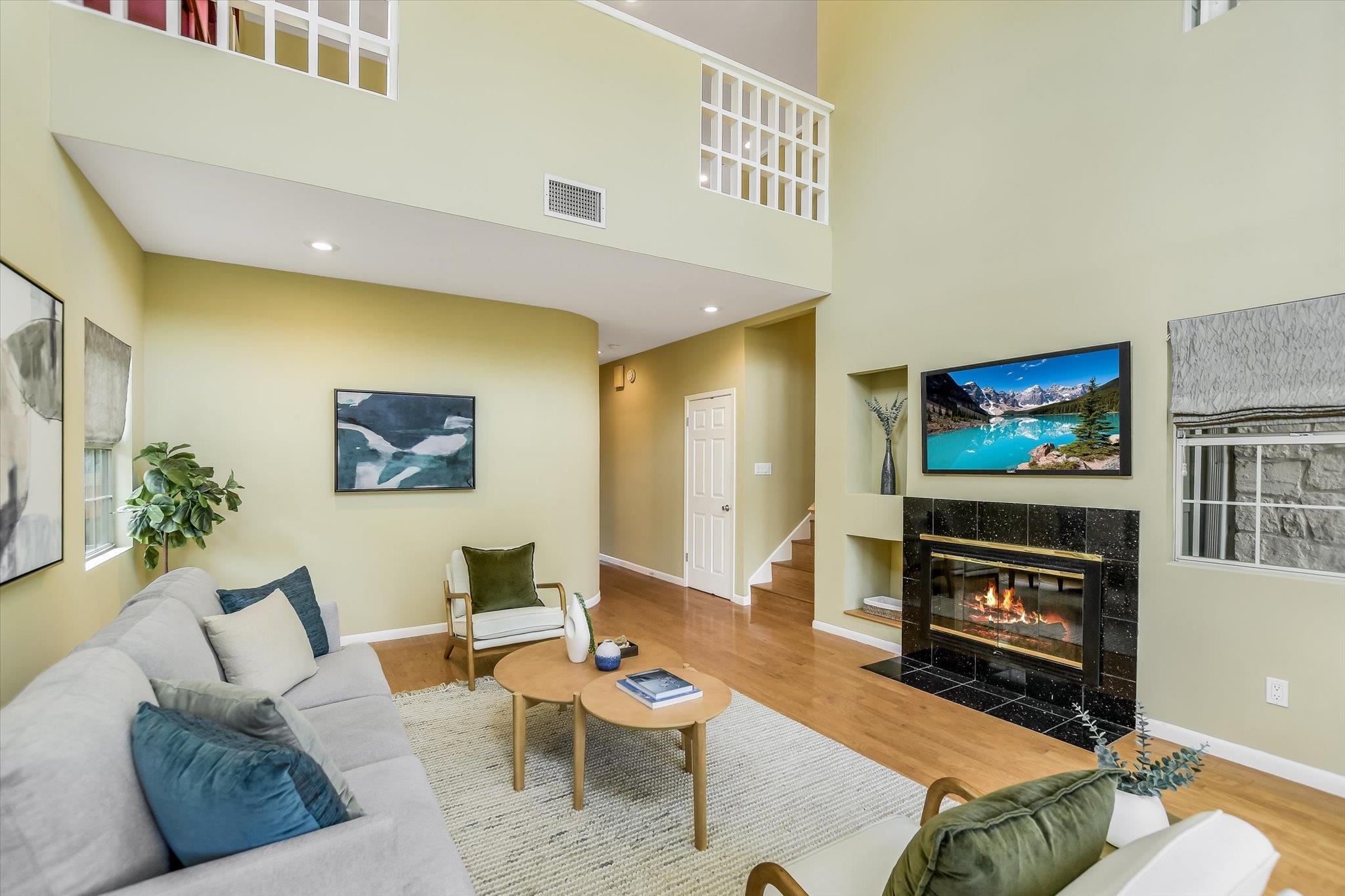 4507 Autumnleaf HOLW