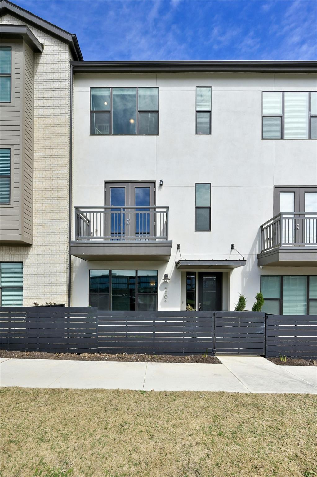 4604 Longevity DR # 306