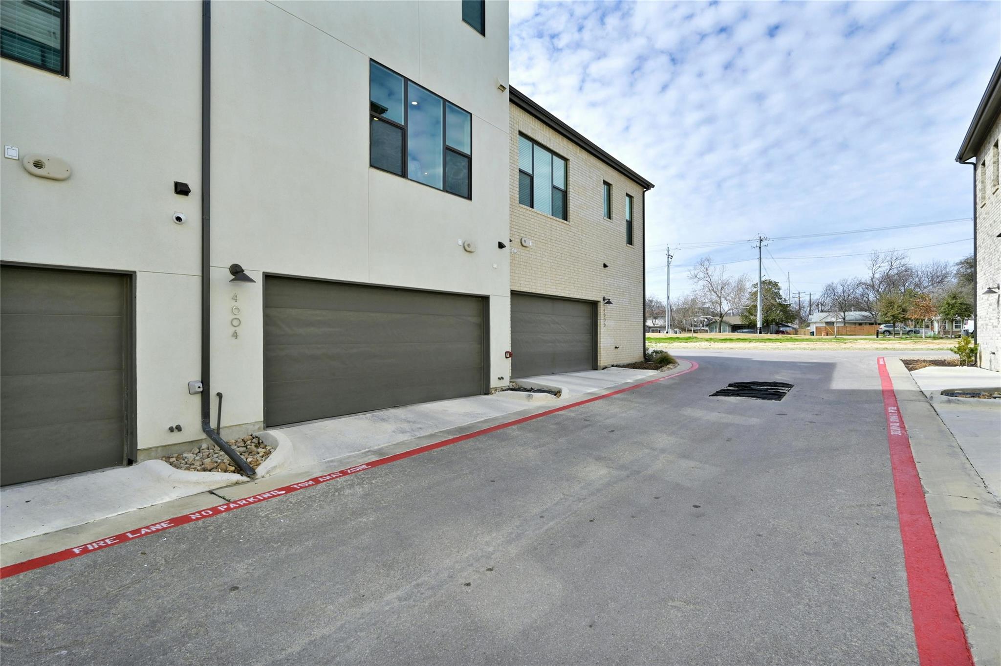 4604 Longevity DR # 306