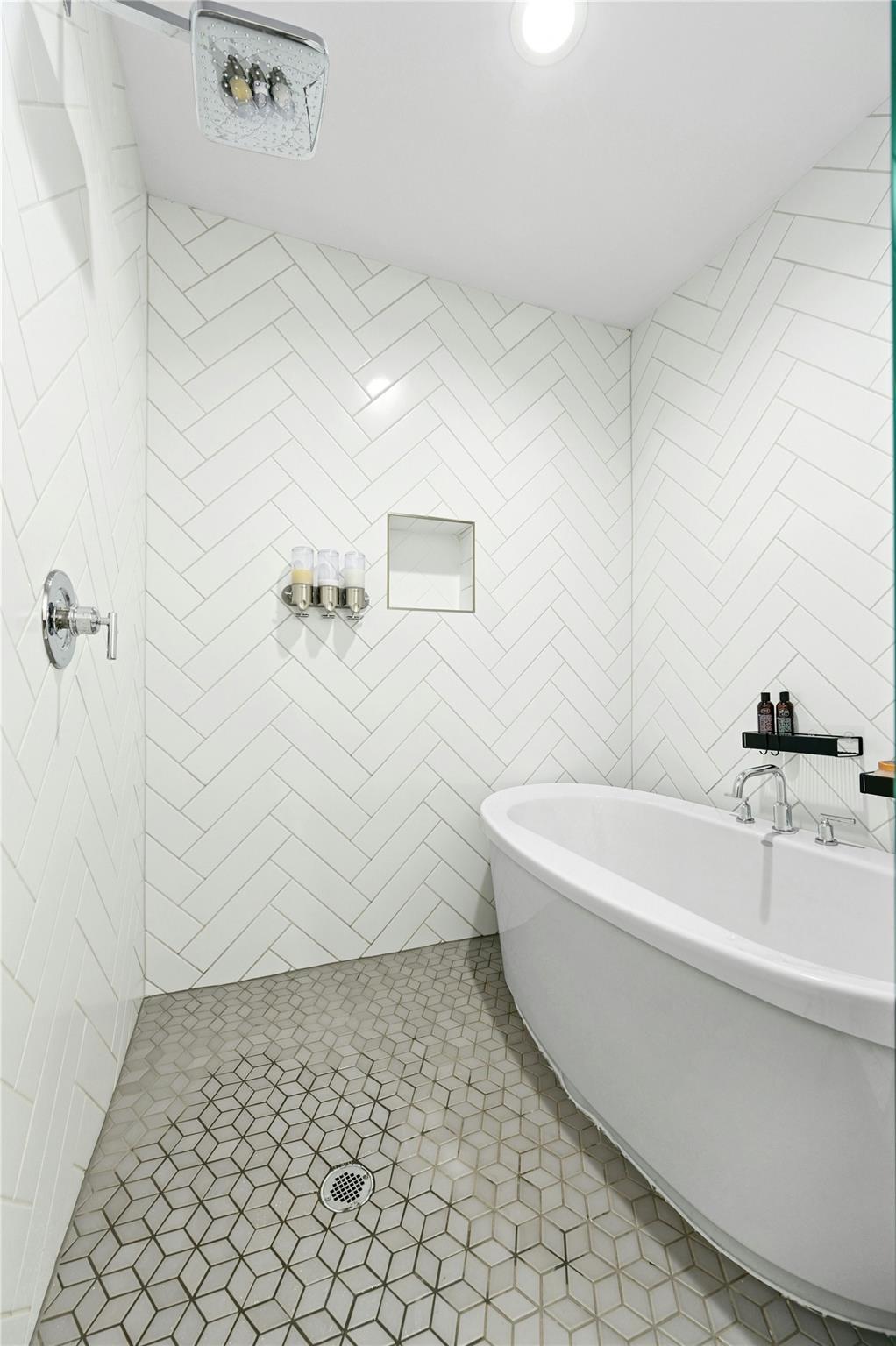 4604 Longevity DR # 306