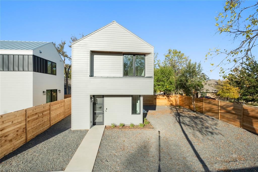 2101 Thrasher LN # 2