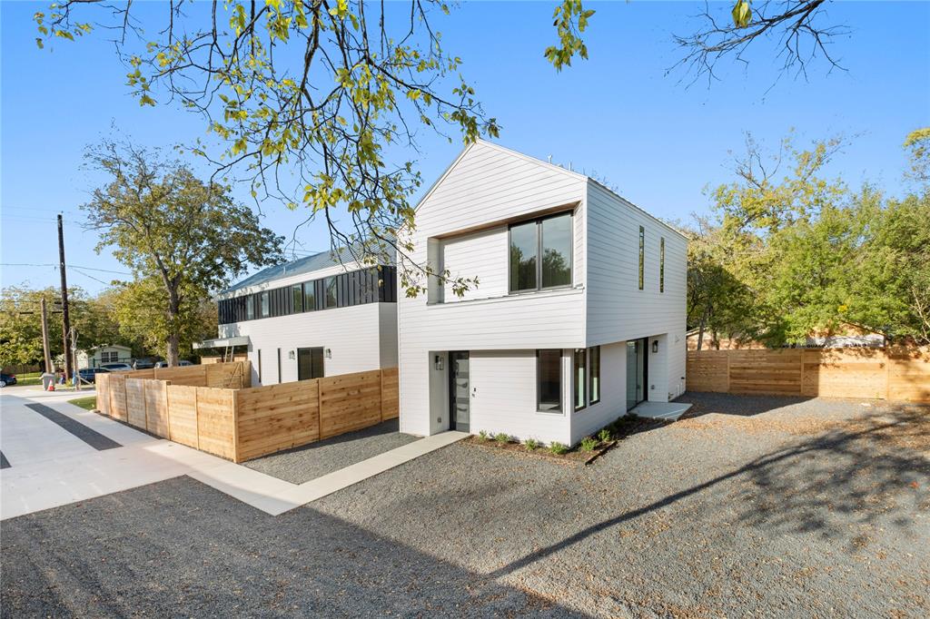 2101 Thrasher LN # 2