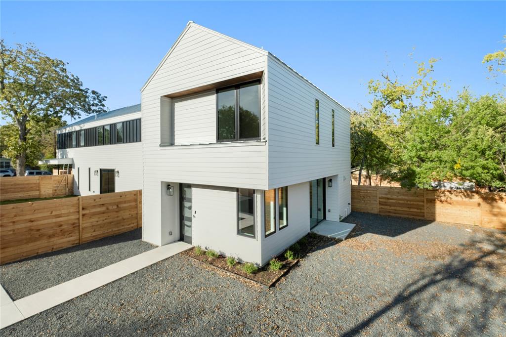 2101 Thrasher LN # 2