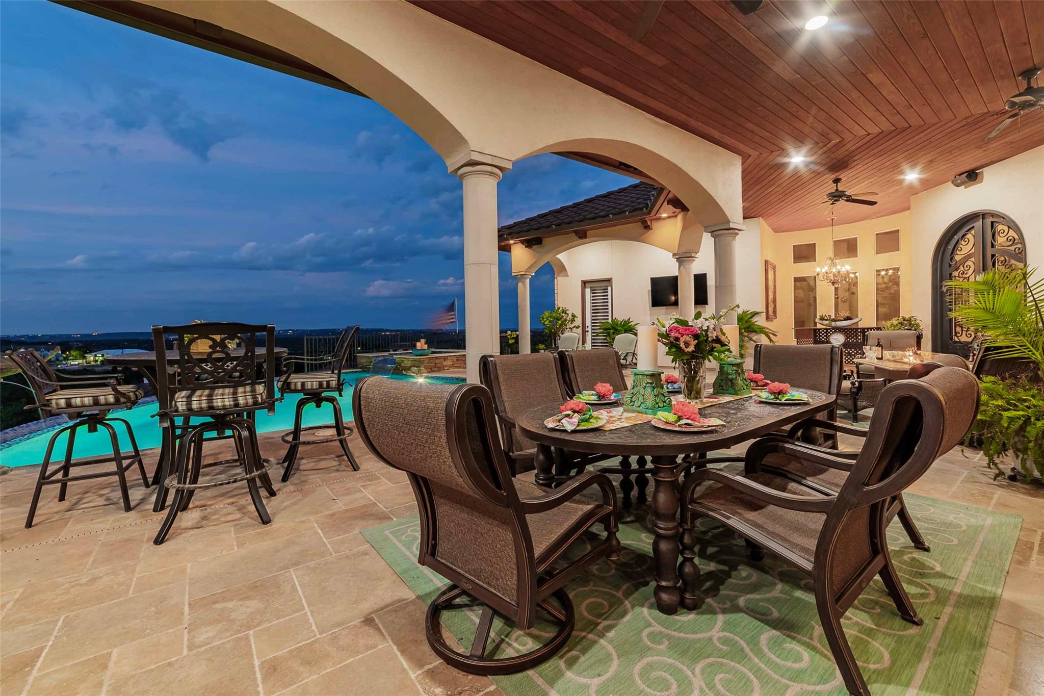 208 PALAZZA ALTO DR