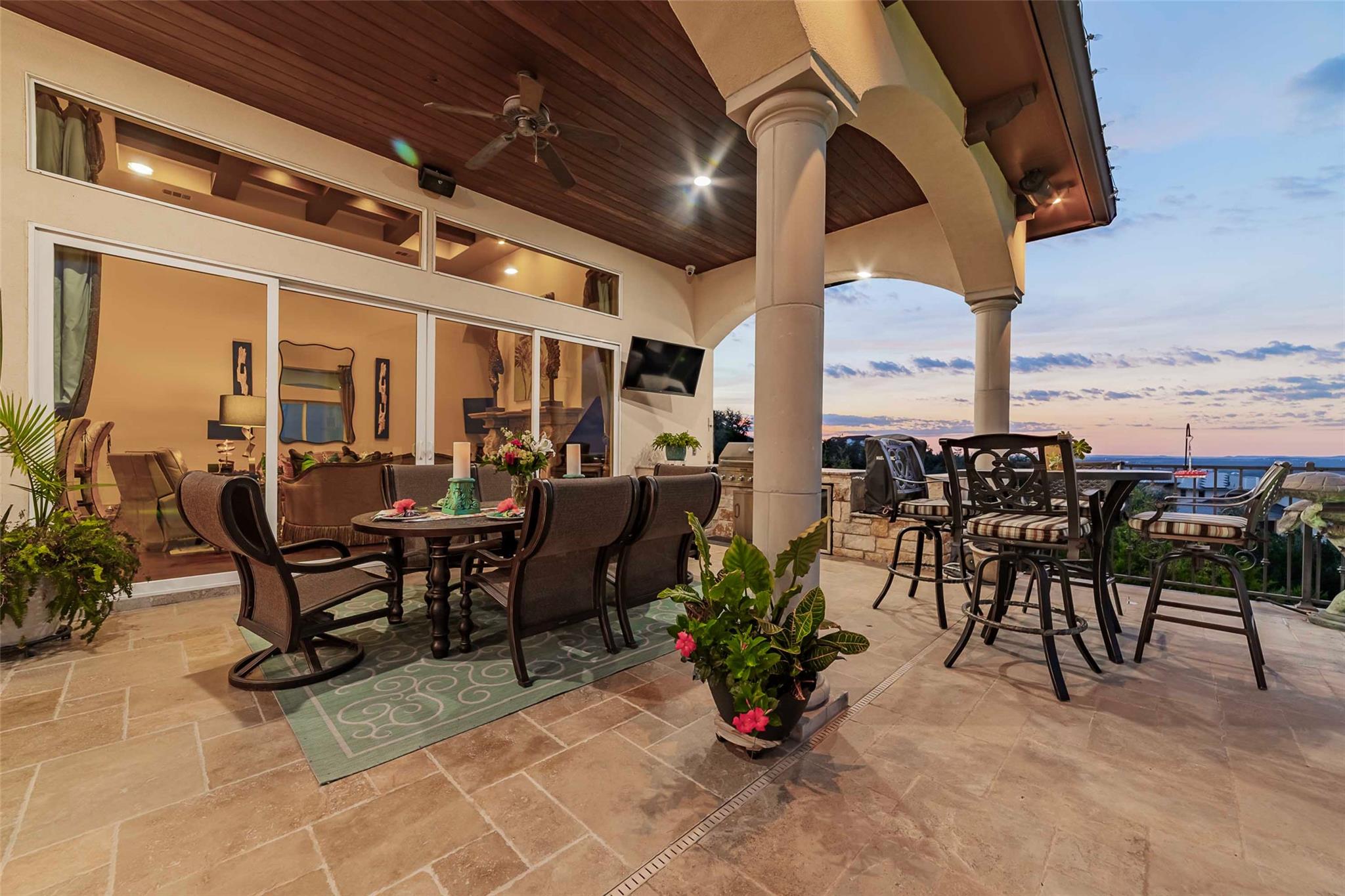 208 PALAZZA ALTO DR