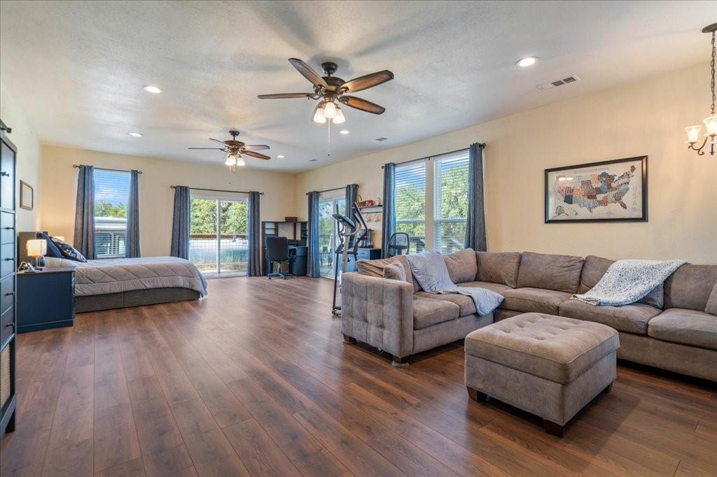 711 Lackey Creek RD