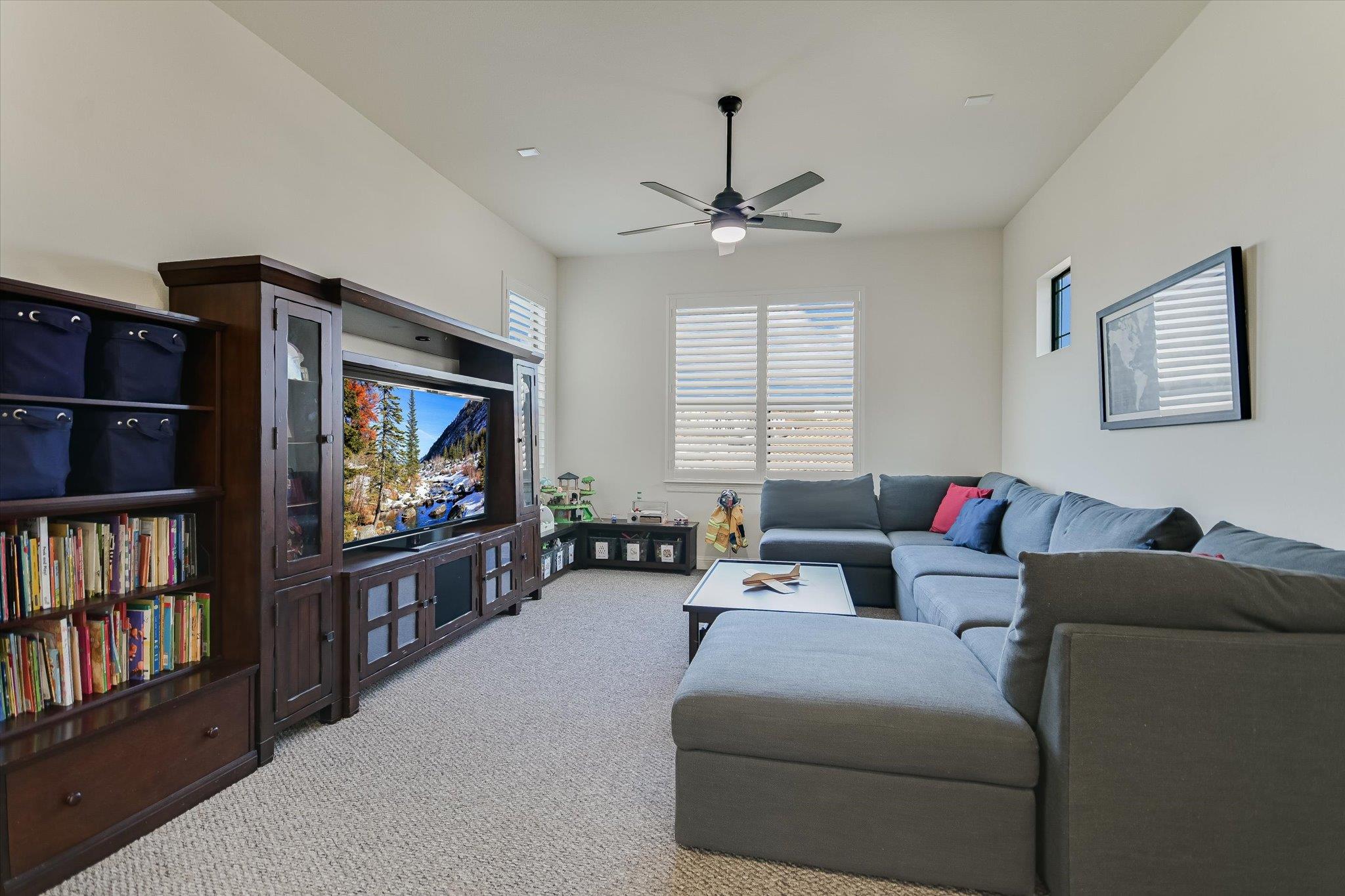 409 Rocky Coast DR