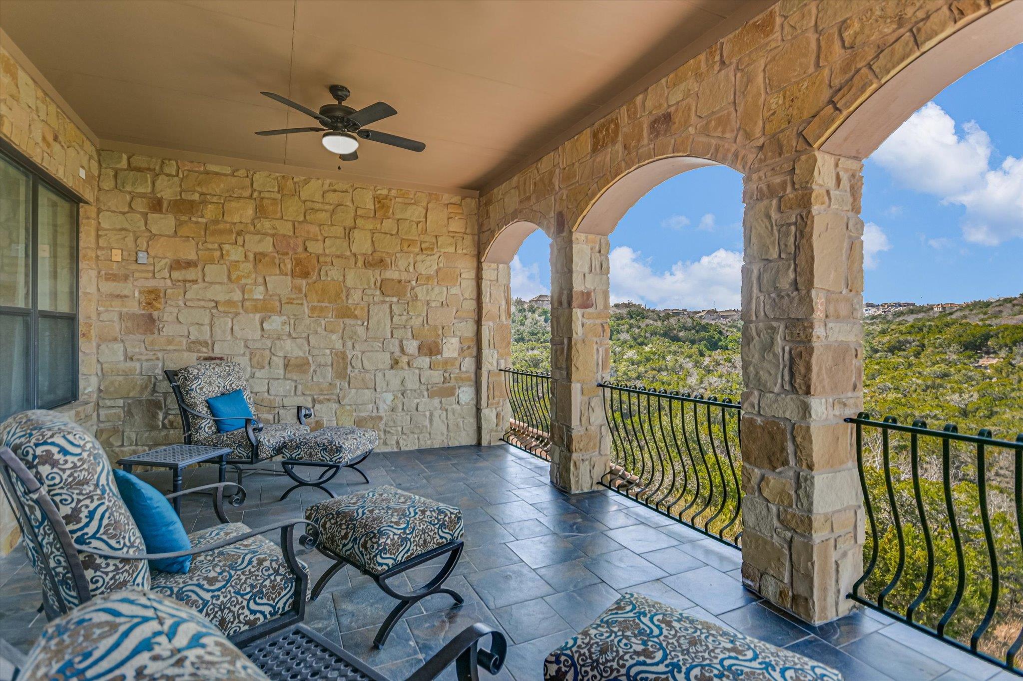 409 Rocky Coast DR