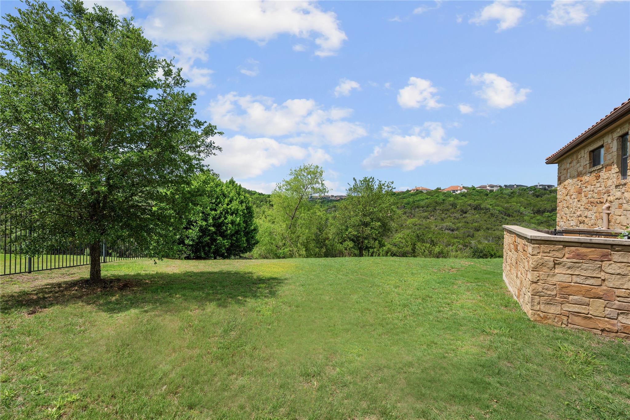 409 Rocky Coast DR