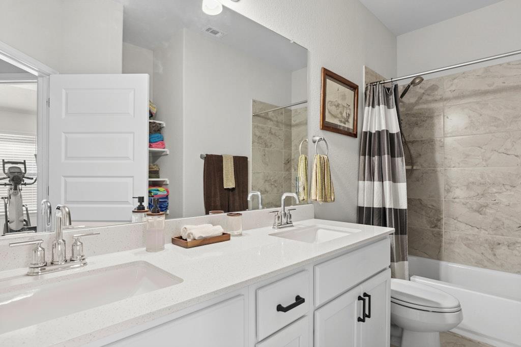 185 Dogvane CIR