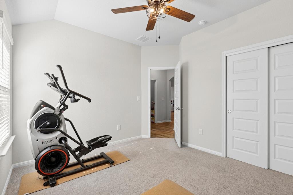 185 Dogvane CIR