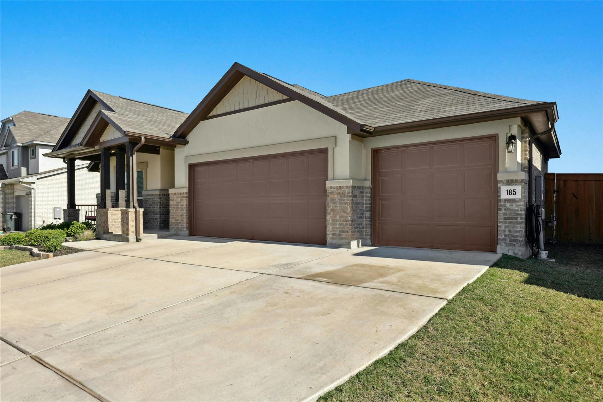 185 Dogvane CIR