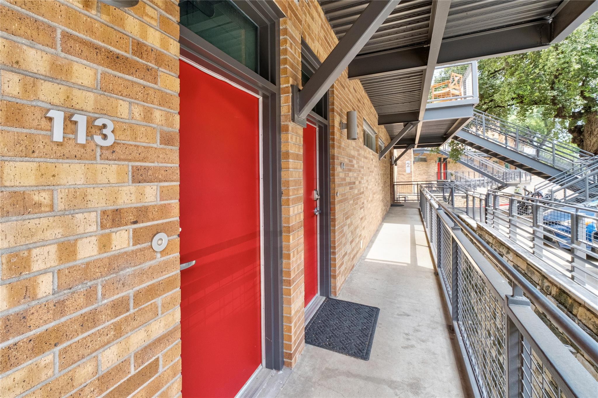 2205 N Lamar BLVD # 113